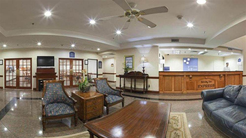 Savannah Gateway Hotel & Suites Georgetown ภายนอก รูปภาพ