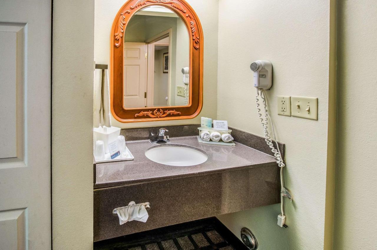 Savannah Gateway Hotel & Suites Georgetown ภายนอก รูปภาพ