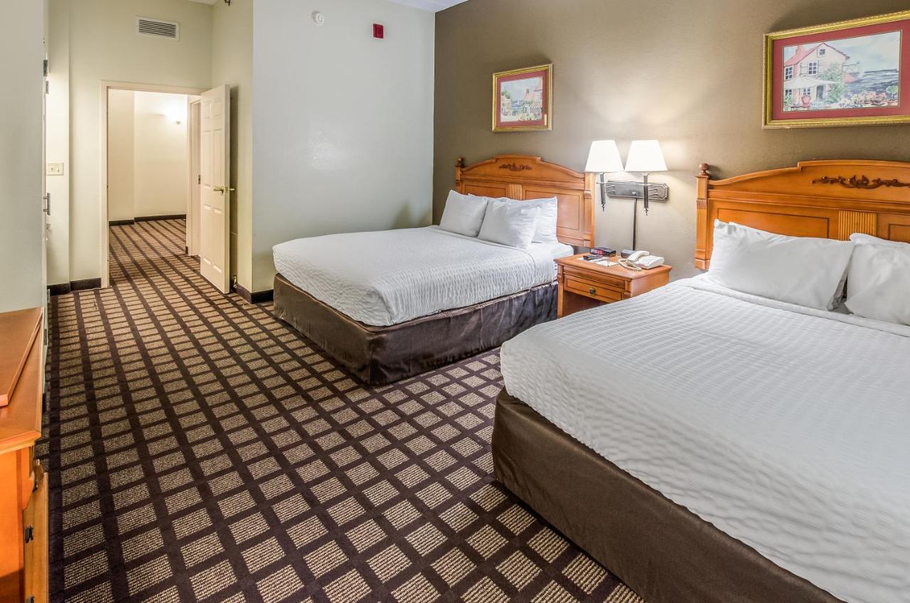 Savannah Gateway Hotel & Suites Georgetown ภายนอก รูปภาพ